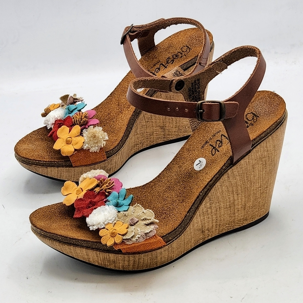 Floral Multi-Color Wedge Sandals - Women - Picture 5 of 16